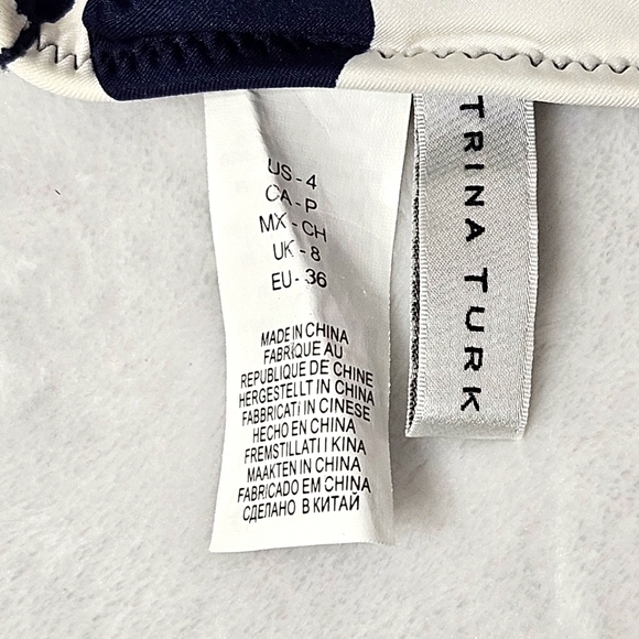 Trina Turk one-piece navy & white high leg maillot swimsuit Bali Blossoms size 4 - Picture 9 of 11